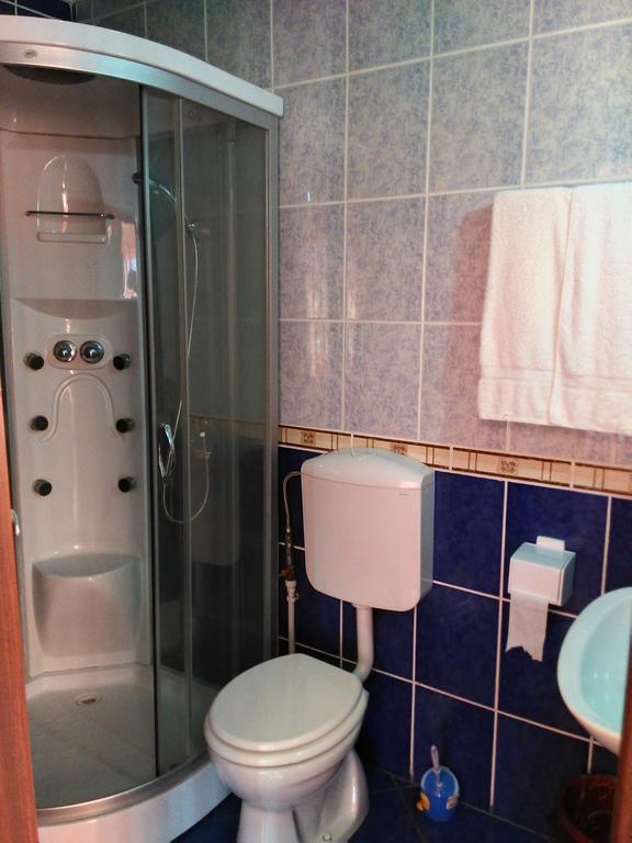Vila Marcela Buşteni Habitación foto